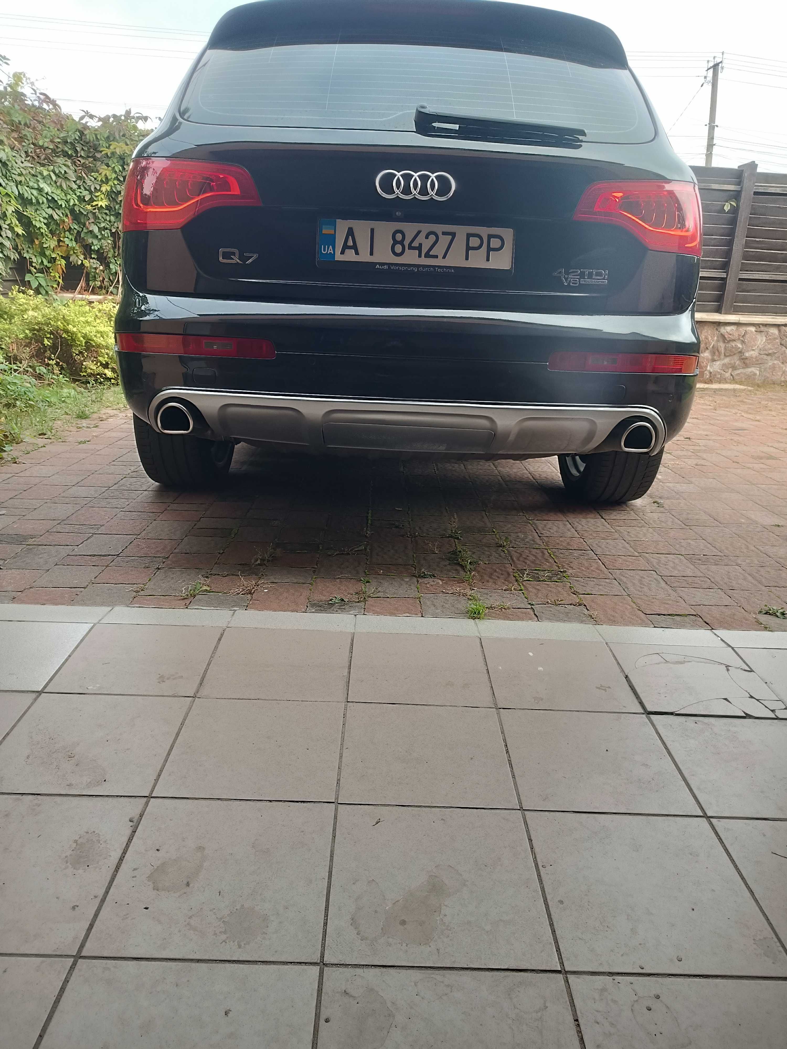 Ауди Q7 4.2 дизель  2014