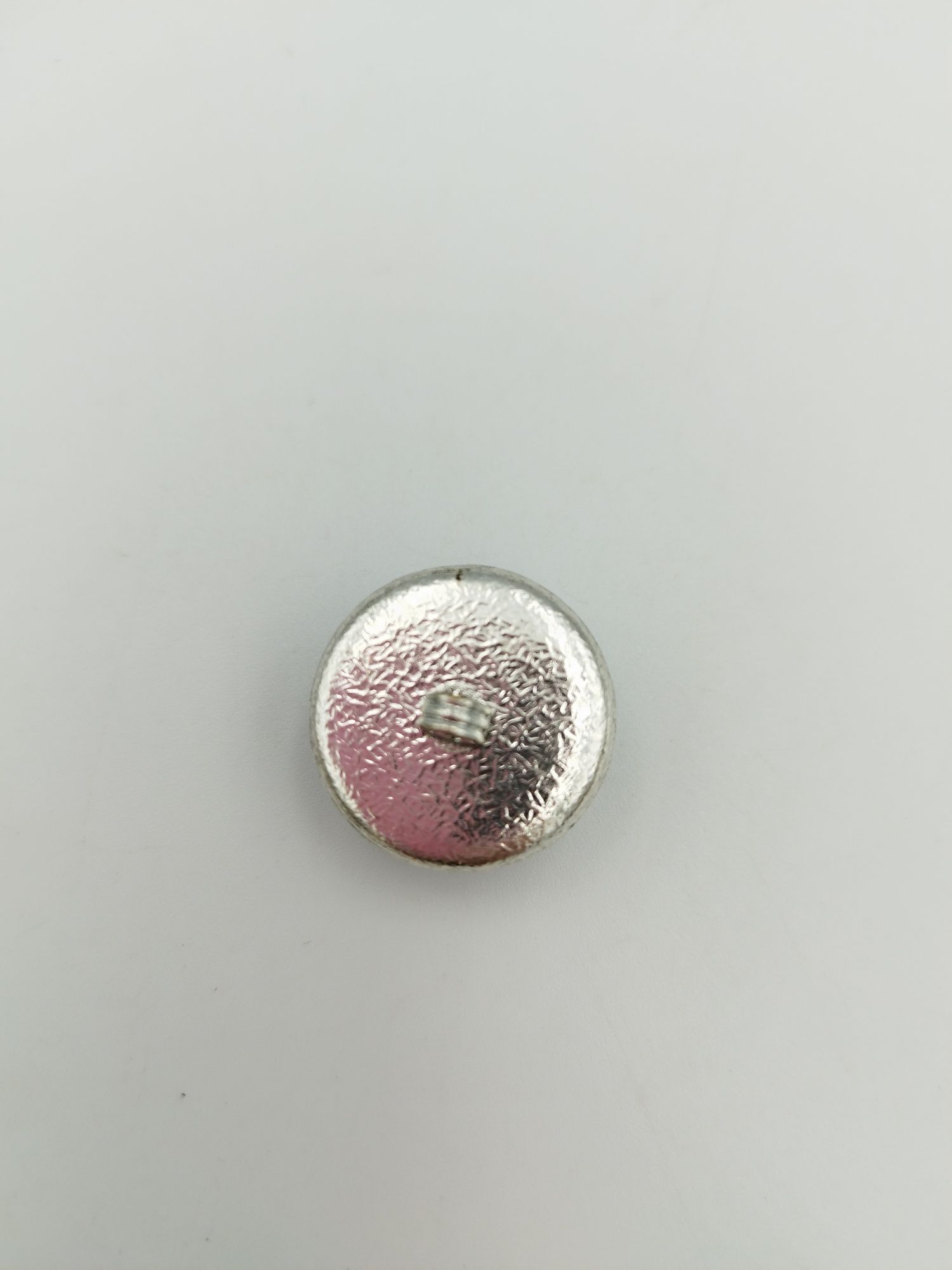 Guzik ozdobny srebrny zaokrąglony, średnica 2,2 cm.zestaw 8 szt.
