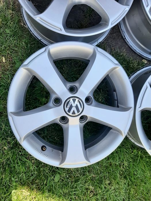 Диски 5-112 R15 Volkswagen Golf 6