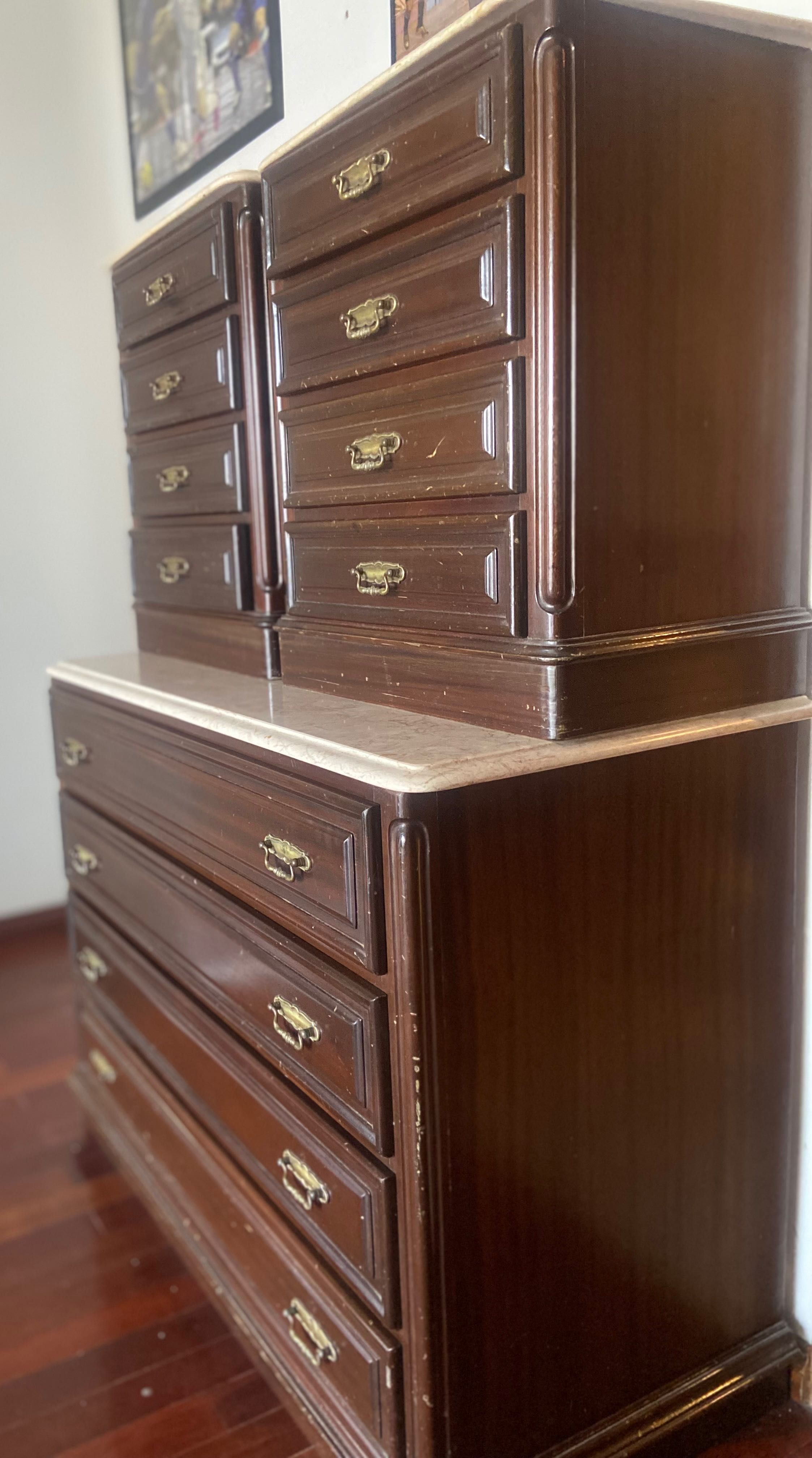 Vintage-Mesinhas de Cabeceira e Cómoda com Tampo de Mármor