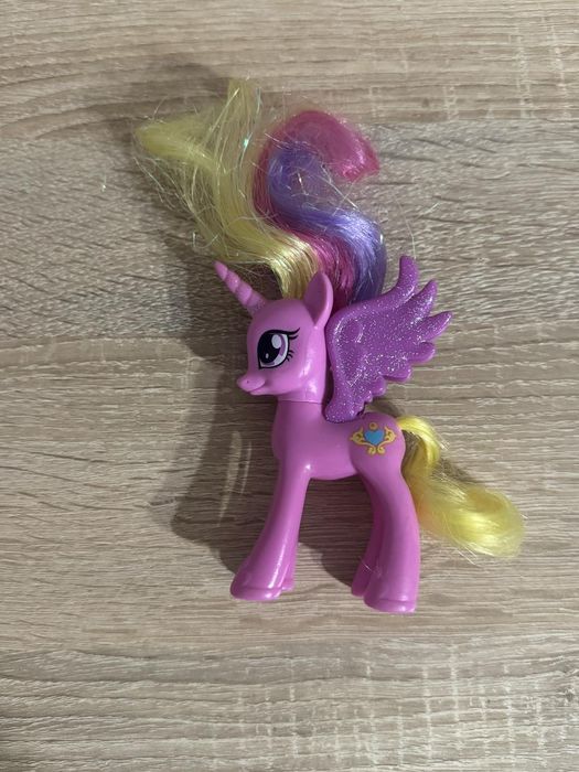 My little pony. Принцеса Каденс 2012, Кришталева імперія,  ексклюзивна