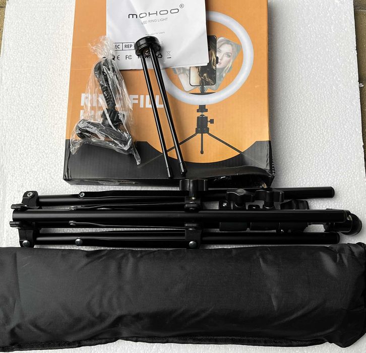 Lampa pierścieniowa  z uchwytem, statywem i pilotem