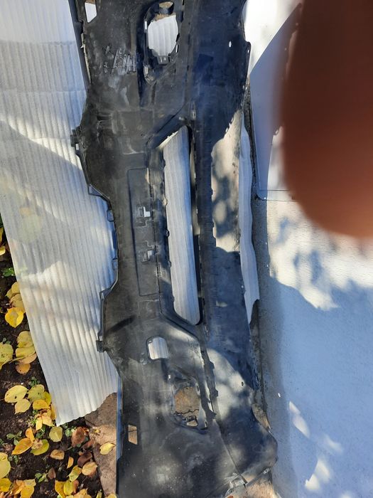 Бампер передній на NISSAN X-TRAIL T32 дорестайленговий