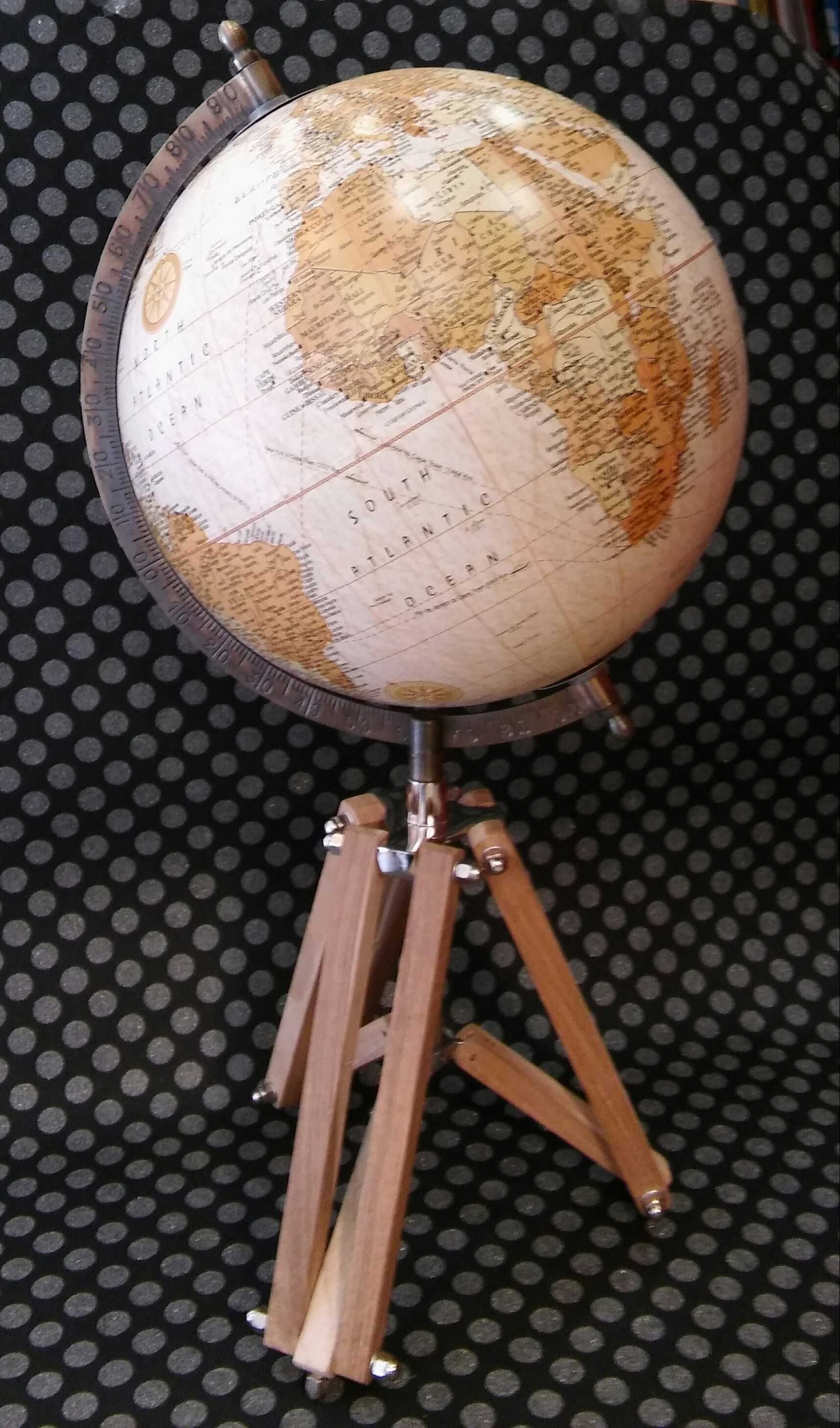 Globo Terrestre Vintage c/tripé