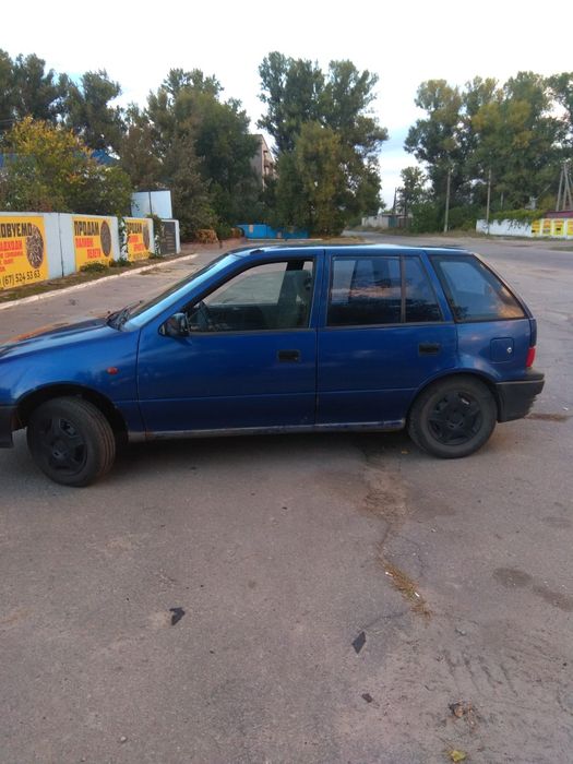 Suzuki Swift 1996 року
