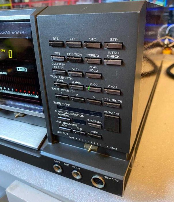 TEAC Z-7000 (Master Cassette Deck)