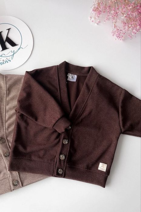 Kardigan chłopięcy czekolada 134 cm Kaya Producent