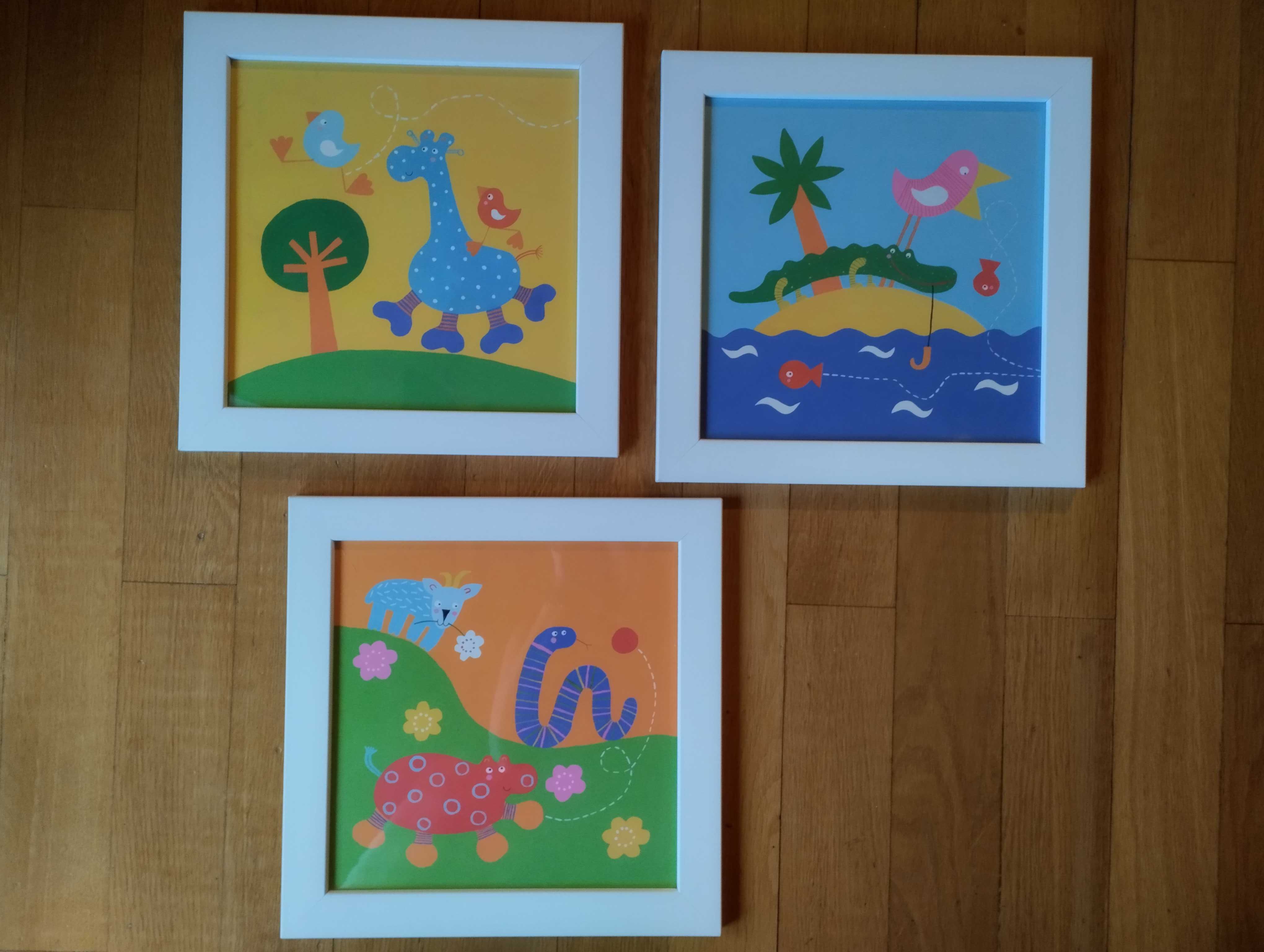 Conjunto de 3 quadros para quarto bebé IKEA