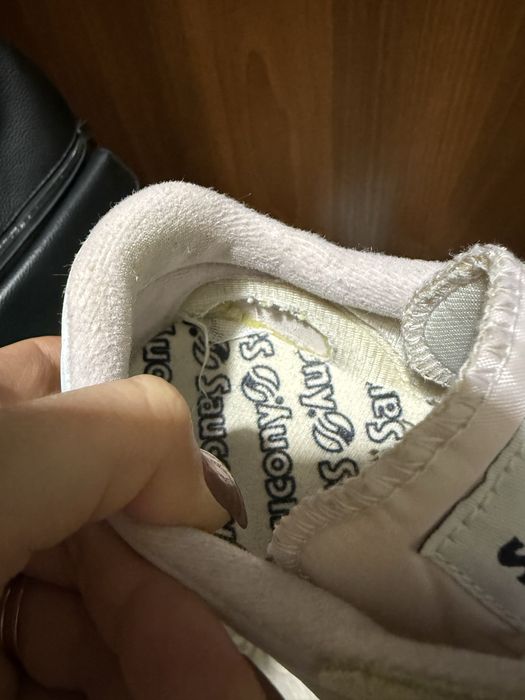 Saucony кросівки