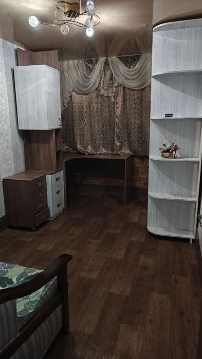 Сдам 3 кв  рынок ХТЗ Класс, Рост. 6500 гр.