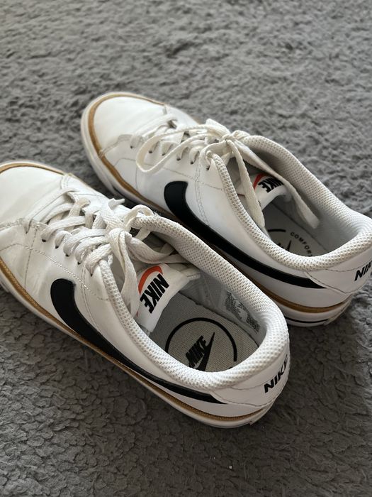 Кеди Nike з жовтими вставками