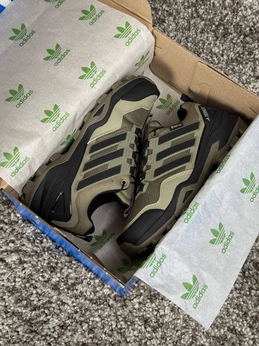 Чоловічі кросівки адідас Adidas Terrex Skychaser GTX Olive Black 41-46