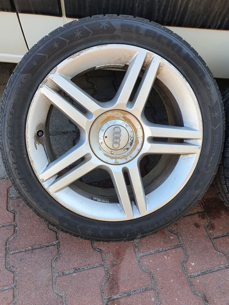 Oryginalne Felgi 17" Audi 5x112 Et45 + 235.45.17 Zima