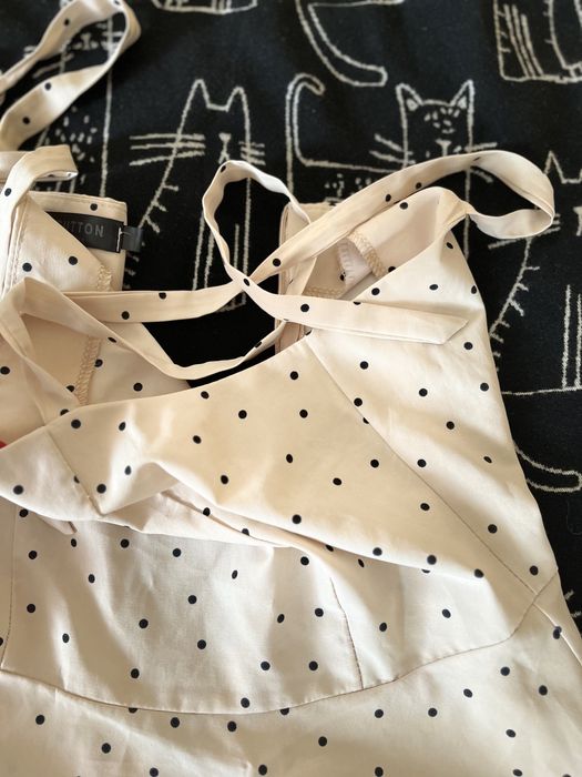 Легка літня сукня