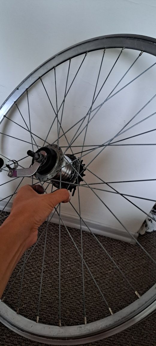 Koło do roweru rozmiar 28  3 biegi