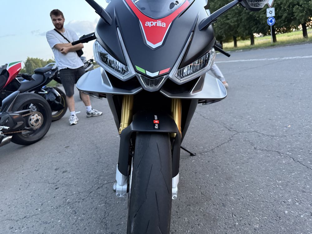 aprilia rsv4 1100r 2022