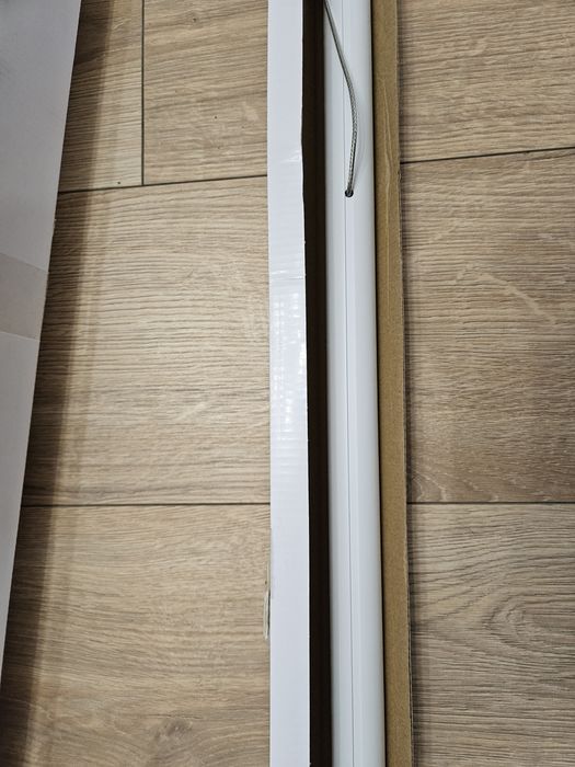 Biała aluminiowa lampa wisząca Sklum Wilen - obita