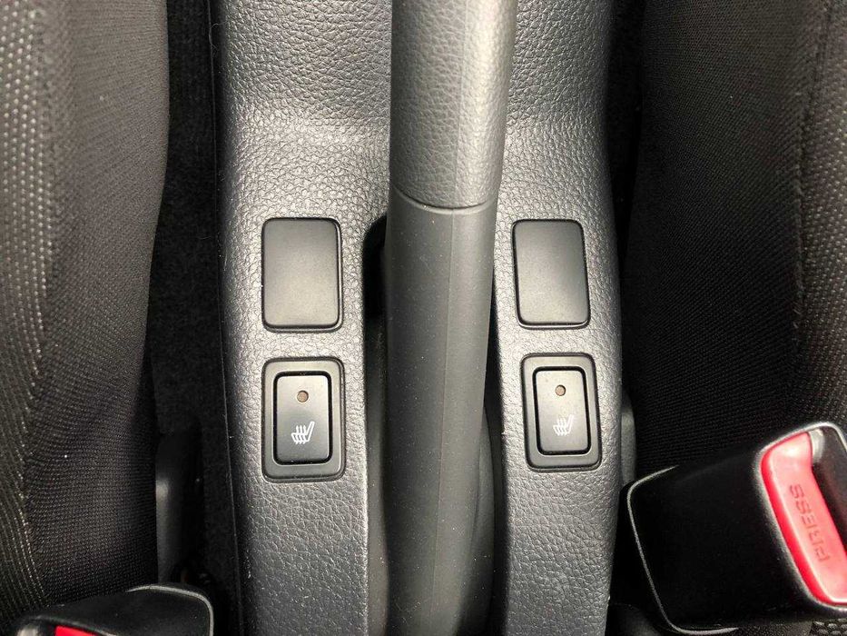 В продажі Suzuki SX-4 2007 року випуску.
