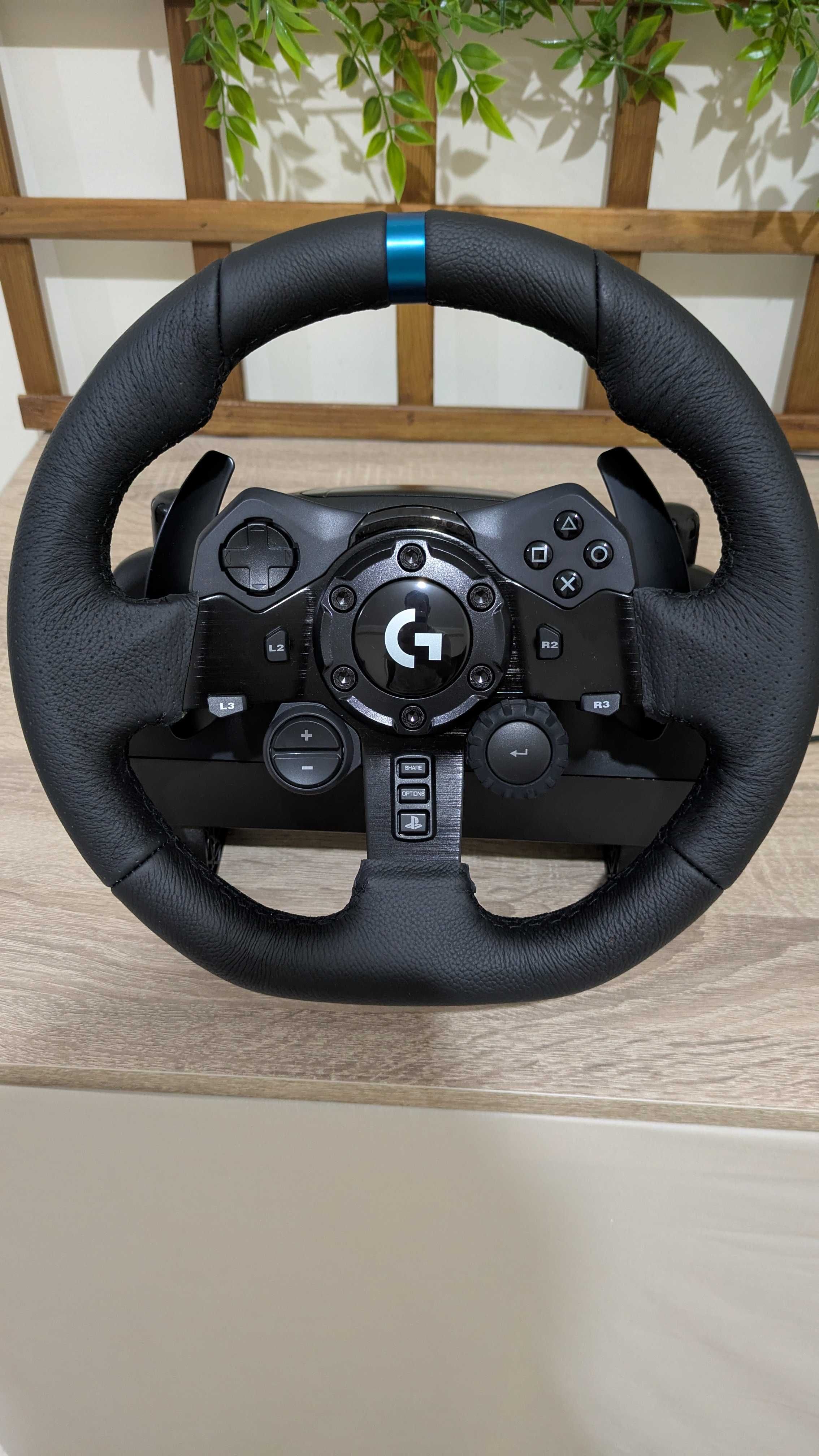 Logitech G923 TrueForce com Driving Stick