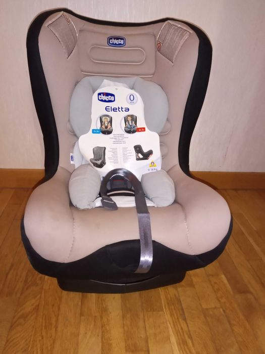 Автокрісло Chicco Eletta