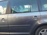 VW TOURAN 2.0i 2004r.Drzwi tylne lewe.