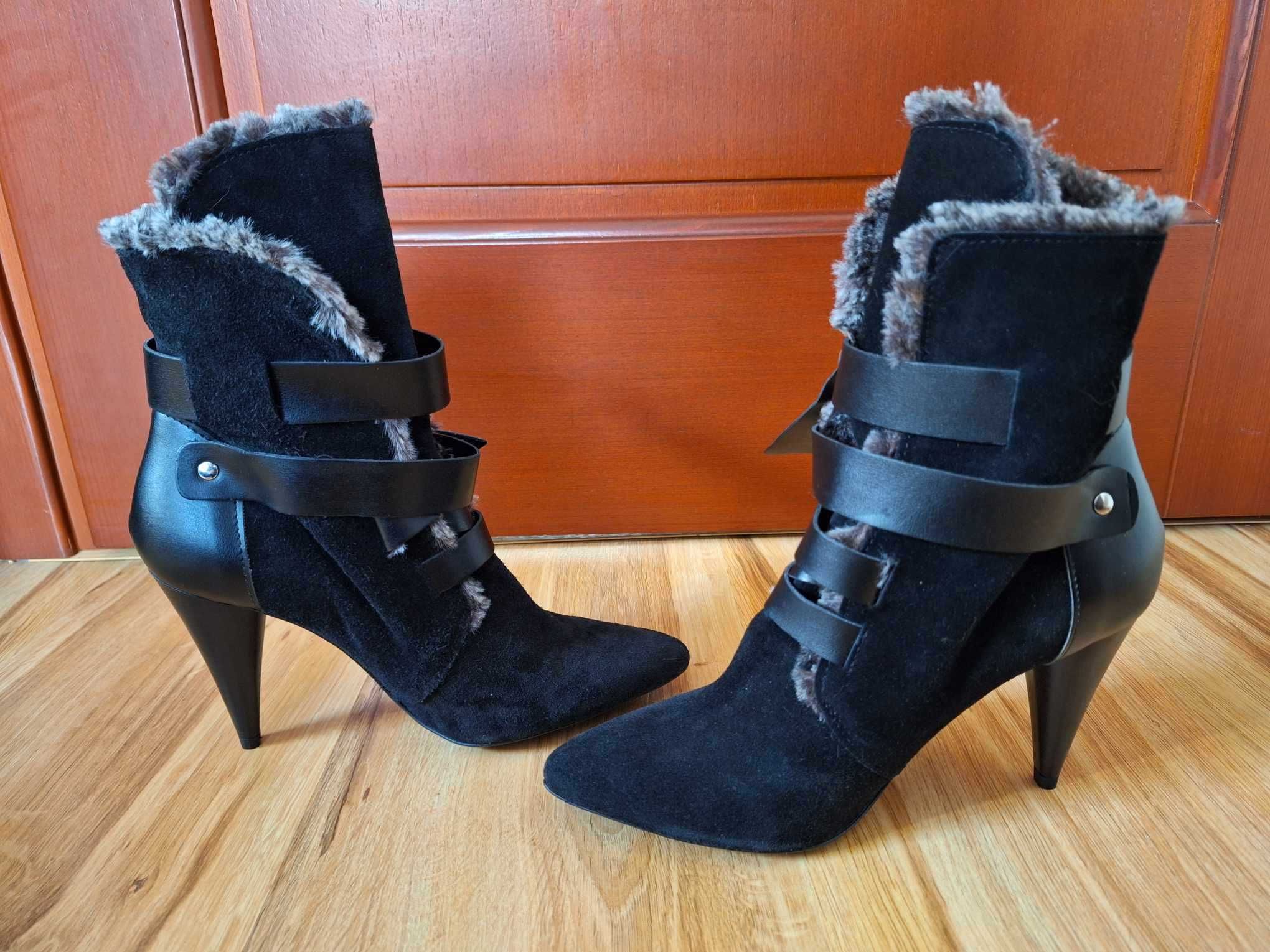 buty botki MNG skóra czarne skórzane Mango ozdobne futerko