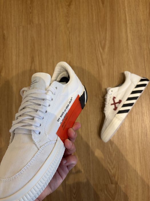 Off-White Vulcanized Low