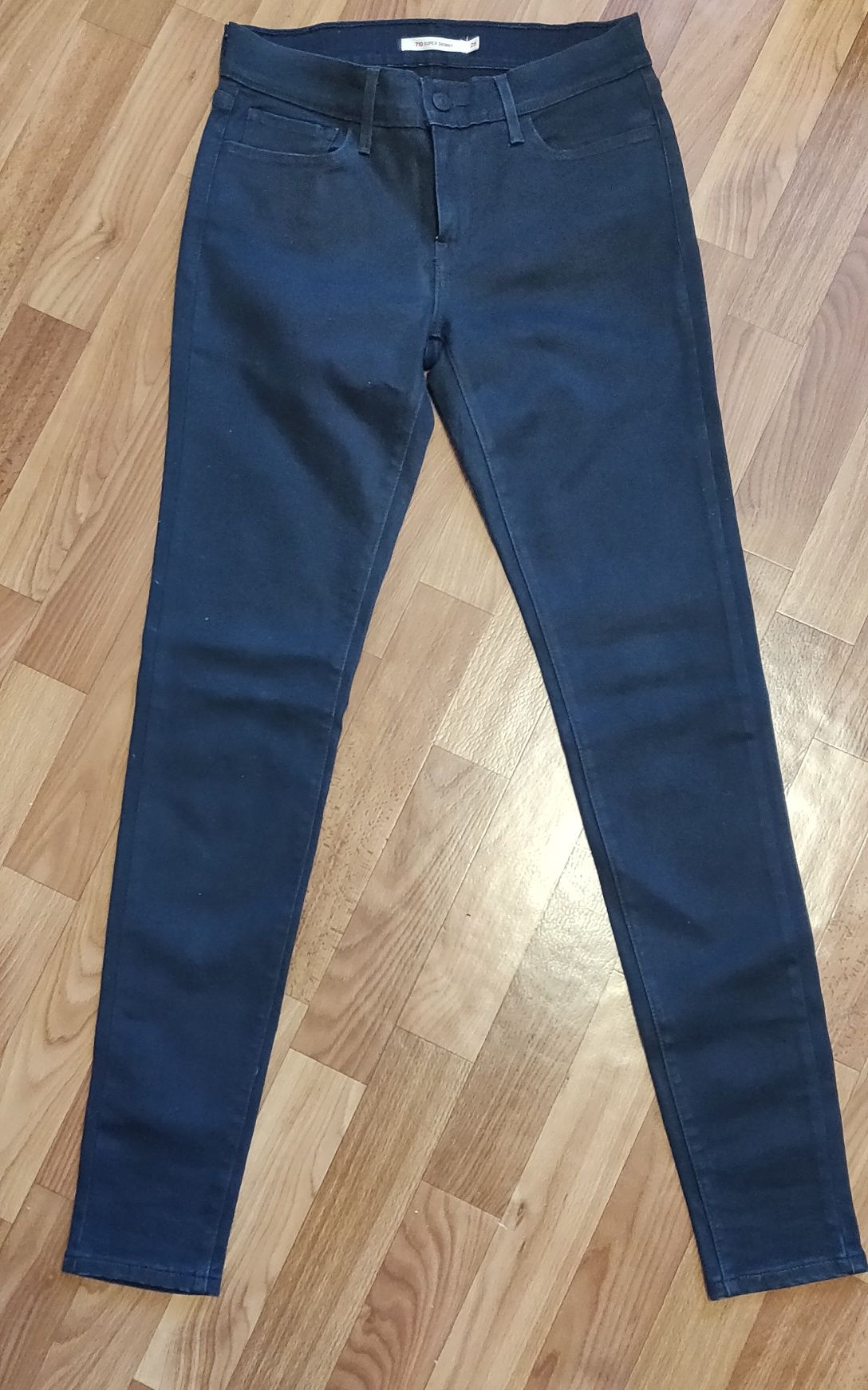 Джинсы levi's 710 super skinny