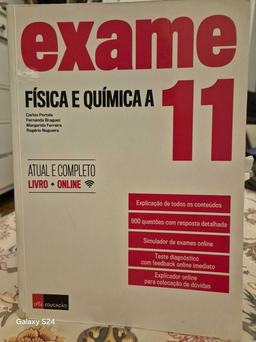 Livro Exame Nacional Física e Química A 11° ano Leya