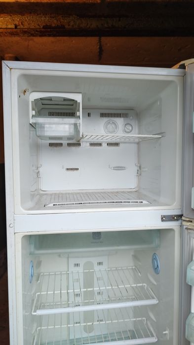 Холодильник Samsung