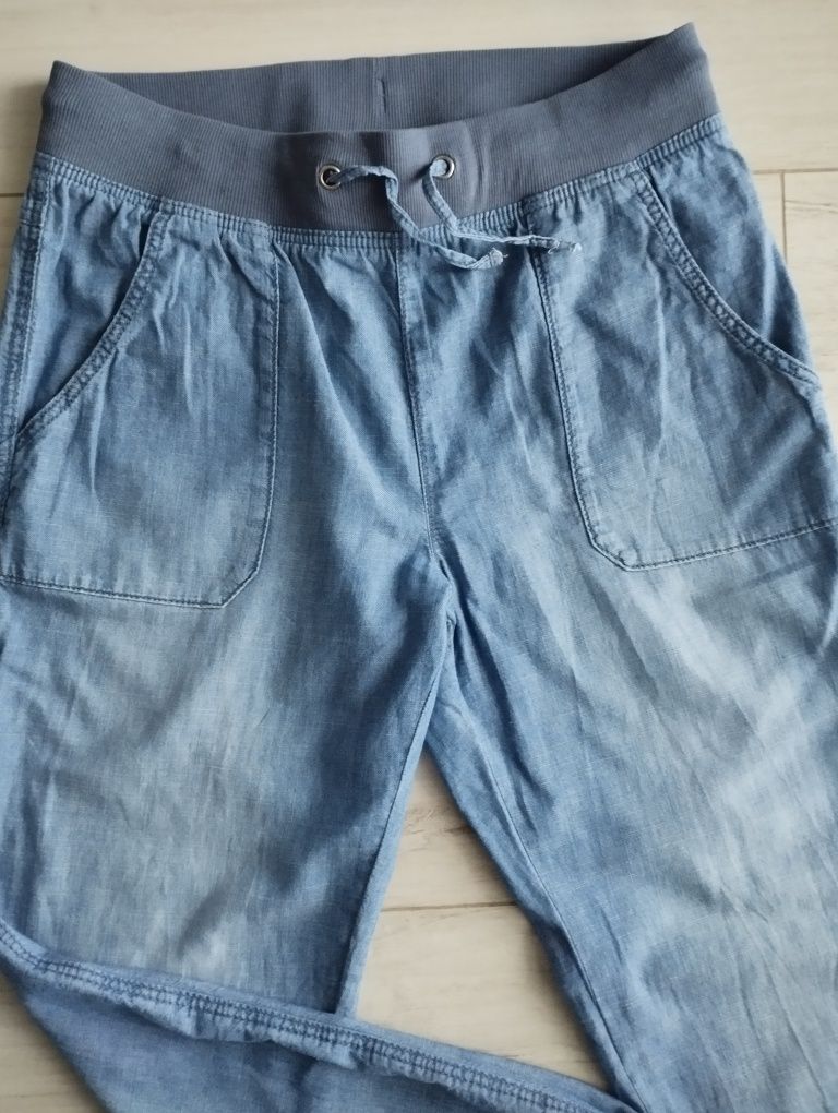 Spodnie z cienkiego jeansu H&M, rozm. 158