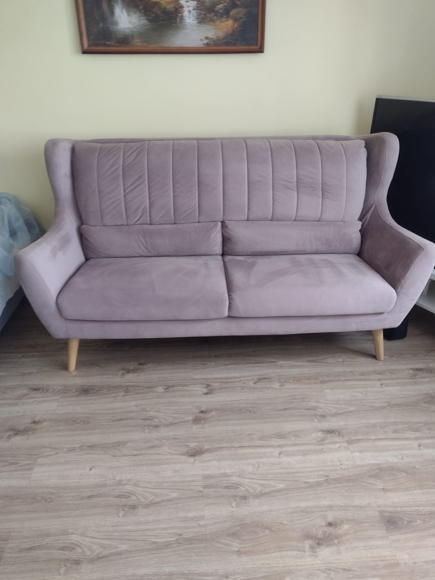 Sofa ozdobna nierozkładana elegancka