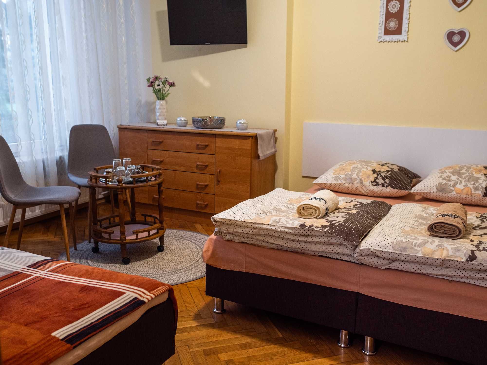 Pokoje kwatery noclegi pracownicze Wilkowice Bielsko Szczyrk