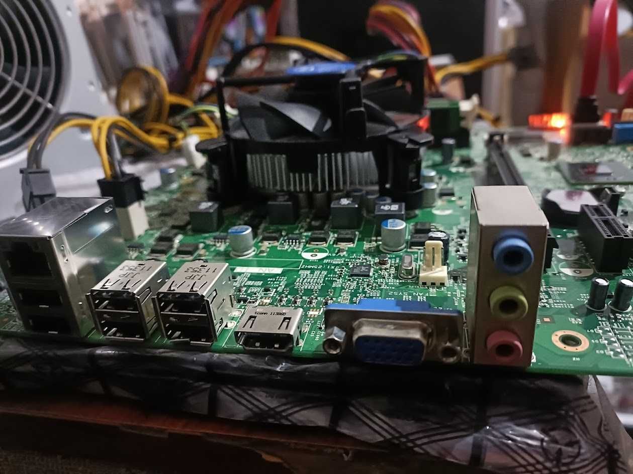 Комплект для збирання ПК на i5 2400, Intel Graphics, 4gb ddr3, кулер