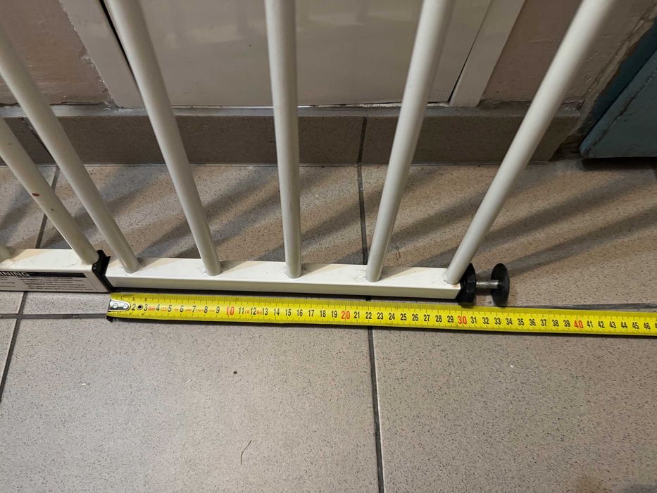 Barierka zabezpieczająca bramka ochronna na schody drzwi 75-140cm