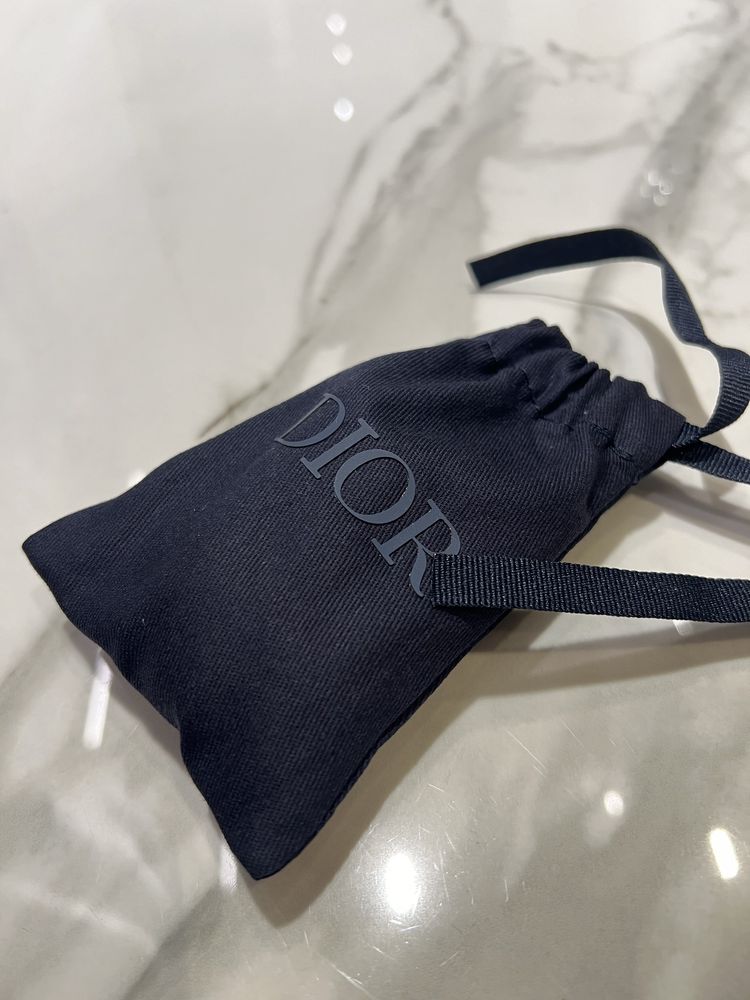 Nowe oryginalne sznurówki do butów białe Dior w woreczku