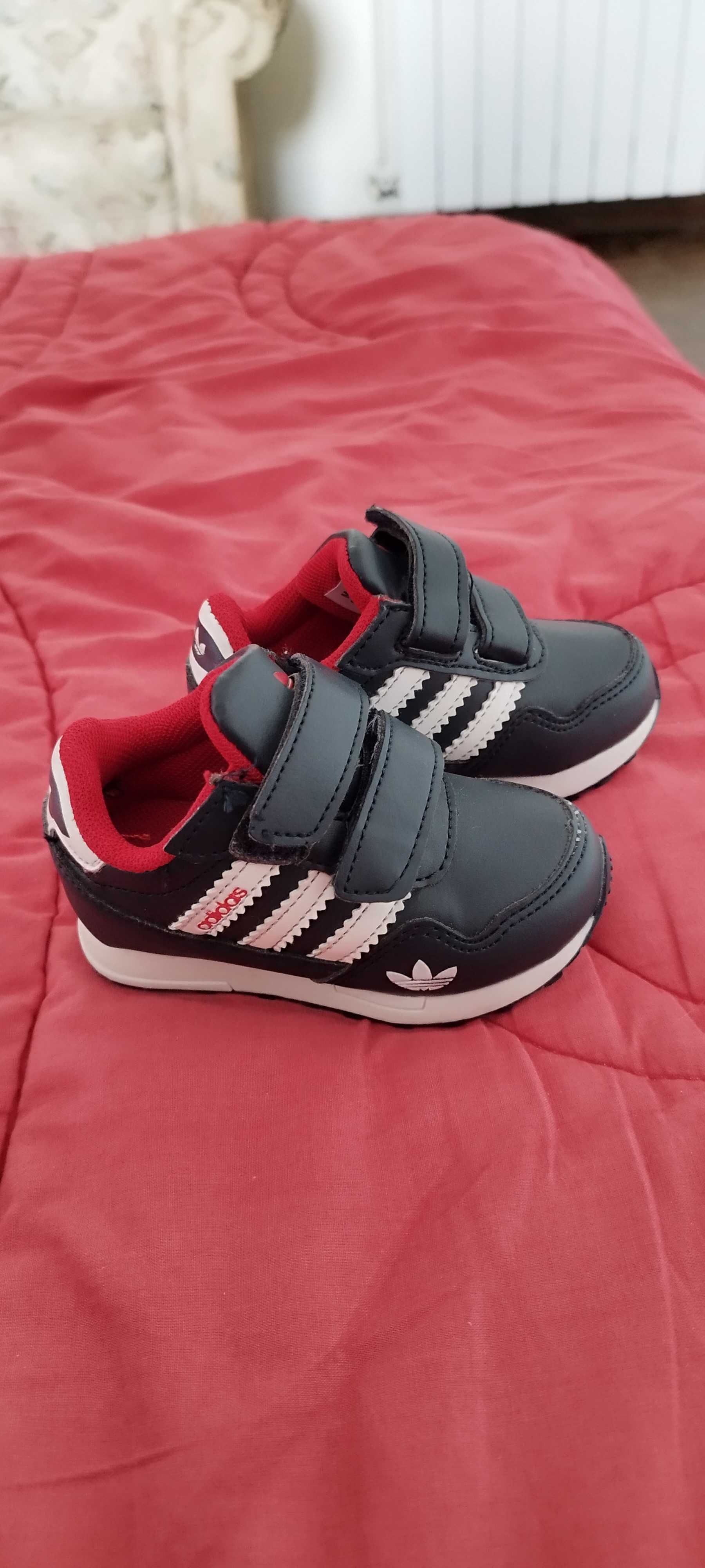 tenis adidas Novo bebe