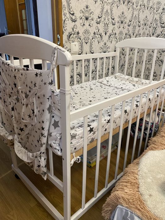 Дитяче ліжко з народження