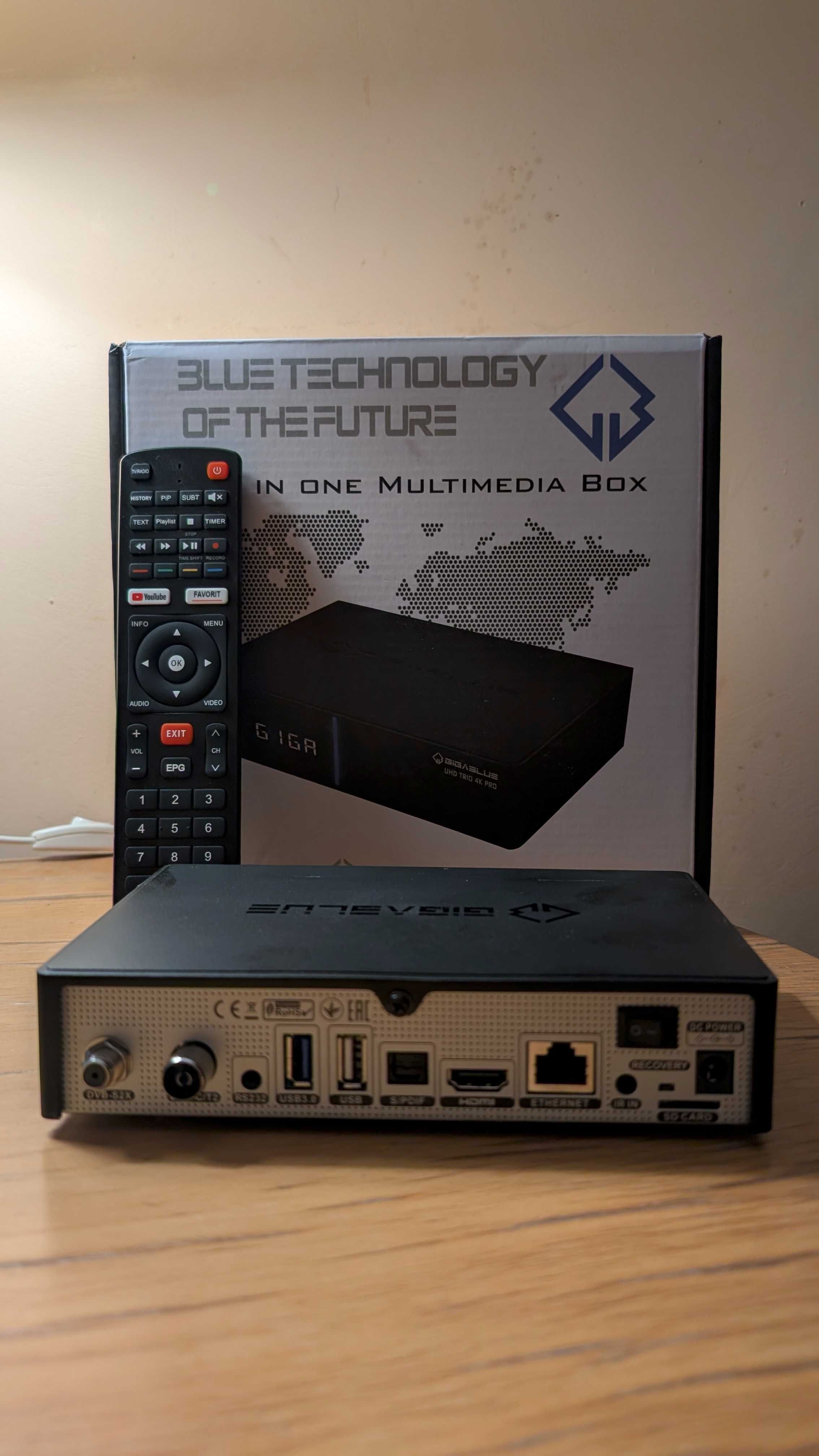 Gigablue UHD Trio 4K PRO Combo DVB-S2X/T2/C BLUETOOTH WiFi 1200Mbps