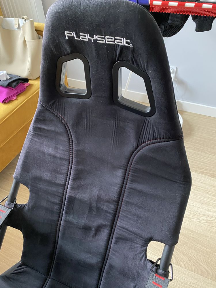 Simracing zestaw thrustmaster t300rs, playseat challenge na gwarancji