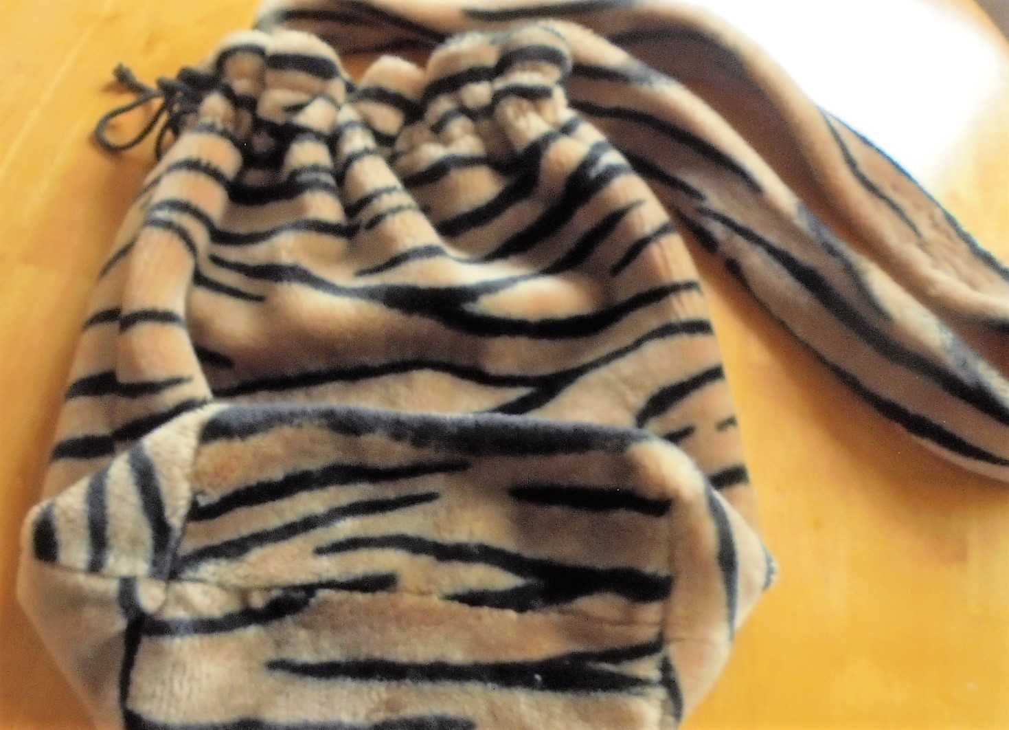 Torba worek na ramię z futerka tygrysek