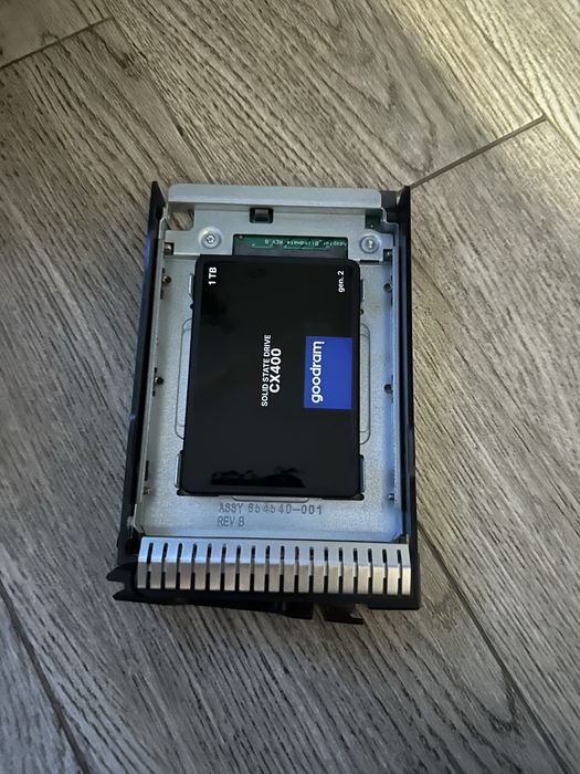 HP Microserver GEN 8 16 GB RAM , Xeon E3-1240v2