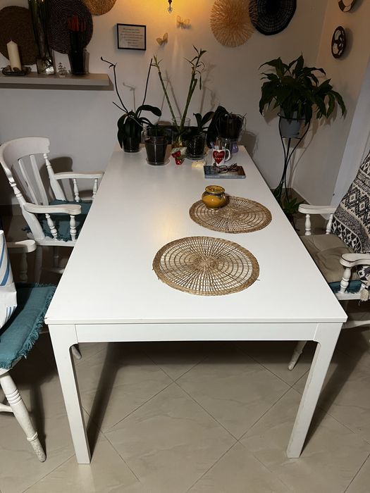 Mesa de jantar extensível (20 pessoas)