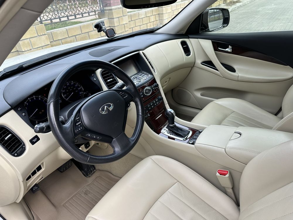 Infiniti QX50 Кроссовер