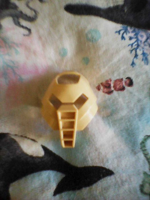 Sprzedam maskę Bionicle Huna