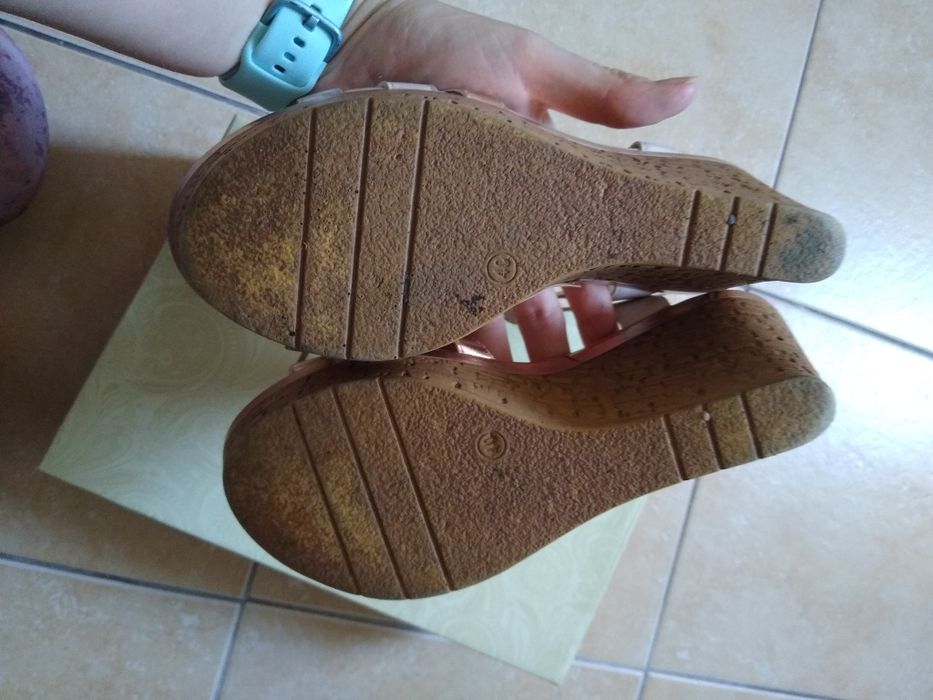 Sandały na koturnie Jenny Fairy 40