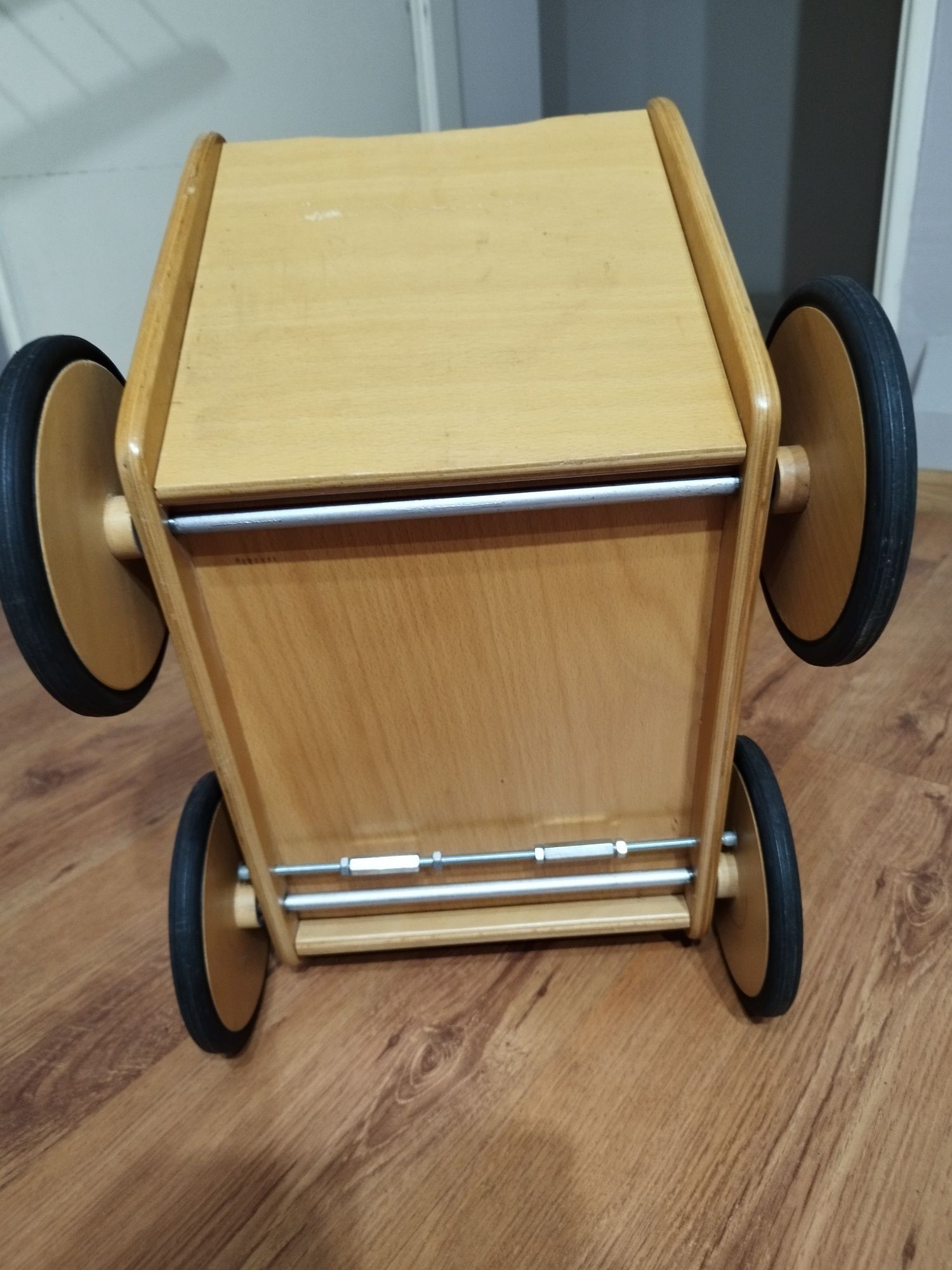 Wózek drewniany dla lalek