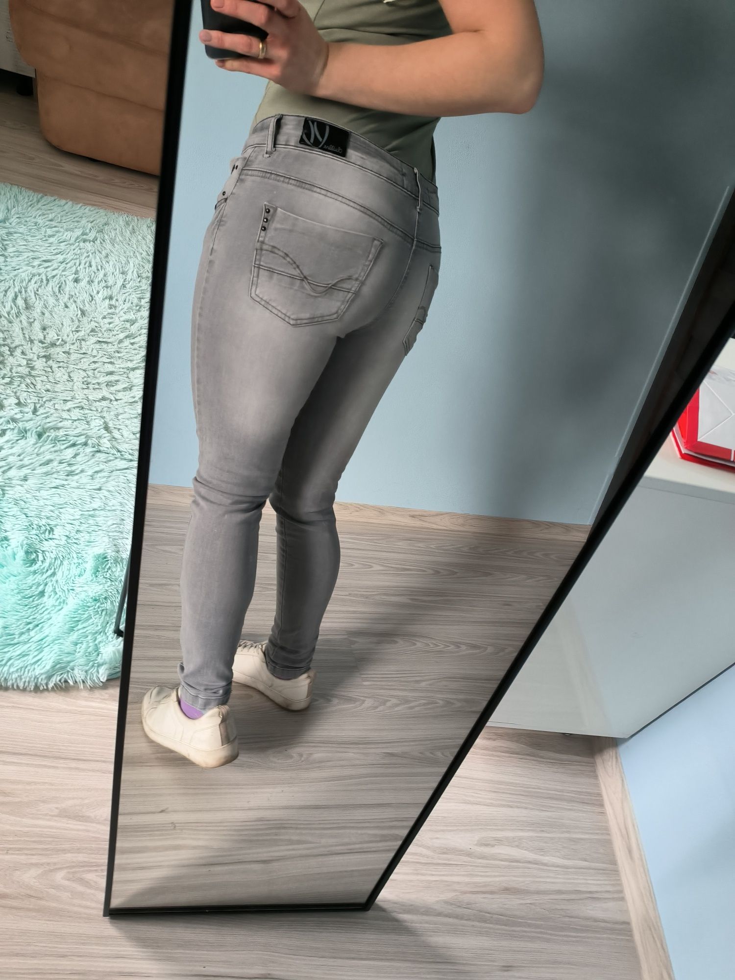 Spodnie jeansowe M 38