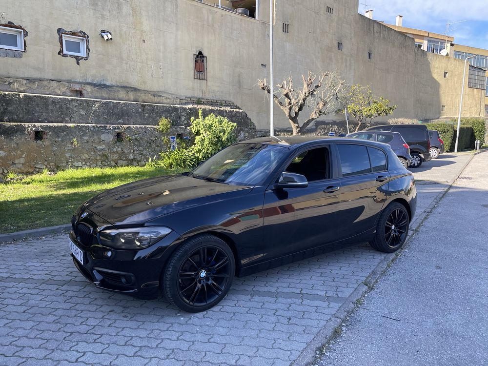 BMW serie 1 F20 116d Efficient dynamics Sport 5 portas