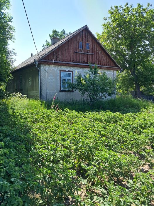 Продаж великого будинку